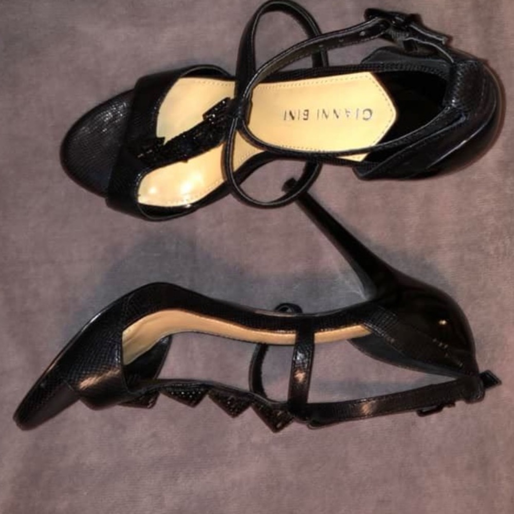 Black heels